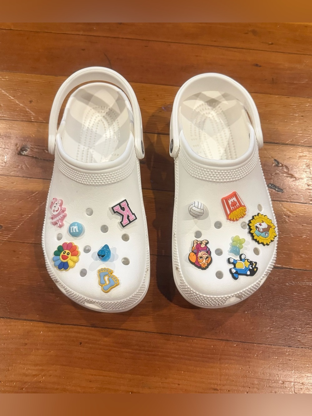 White Classic Crocs Clogs + 12 Charm Bundle size  (M8 / W10)